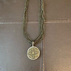 Pendant Neckace